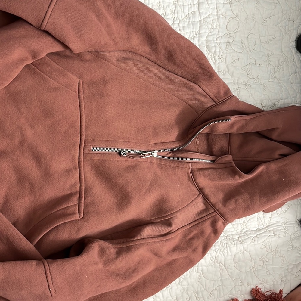 Lululemon Scuba half zip